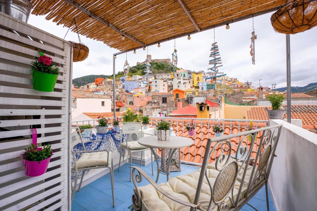 Hotel Domo 'E Sa Rosa à Bosa Extérieur photo